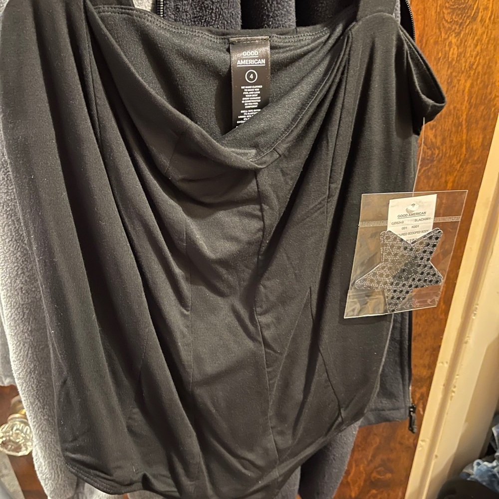 Good American body suit never worn